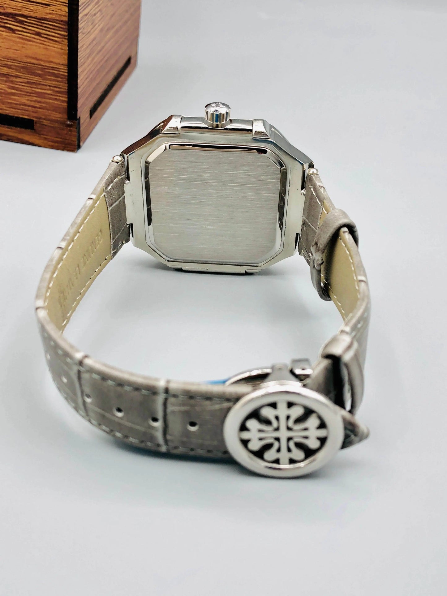 Patek Philippe Cubitus – Brown Edition - WRIST ND WEAR
