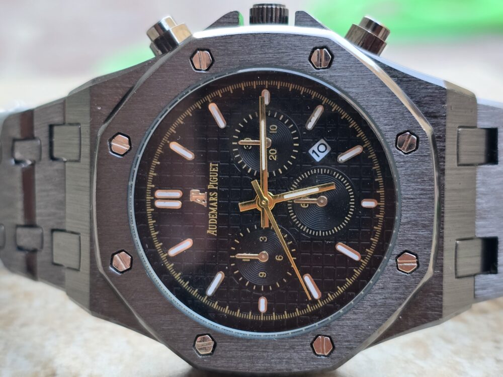 Audemars Piguet Royal Oak Offshore Chronograph – Black Edition - Image 2