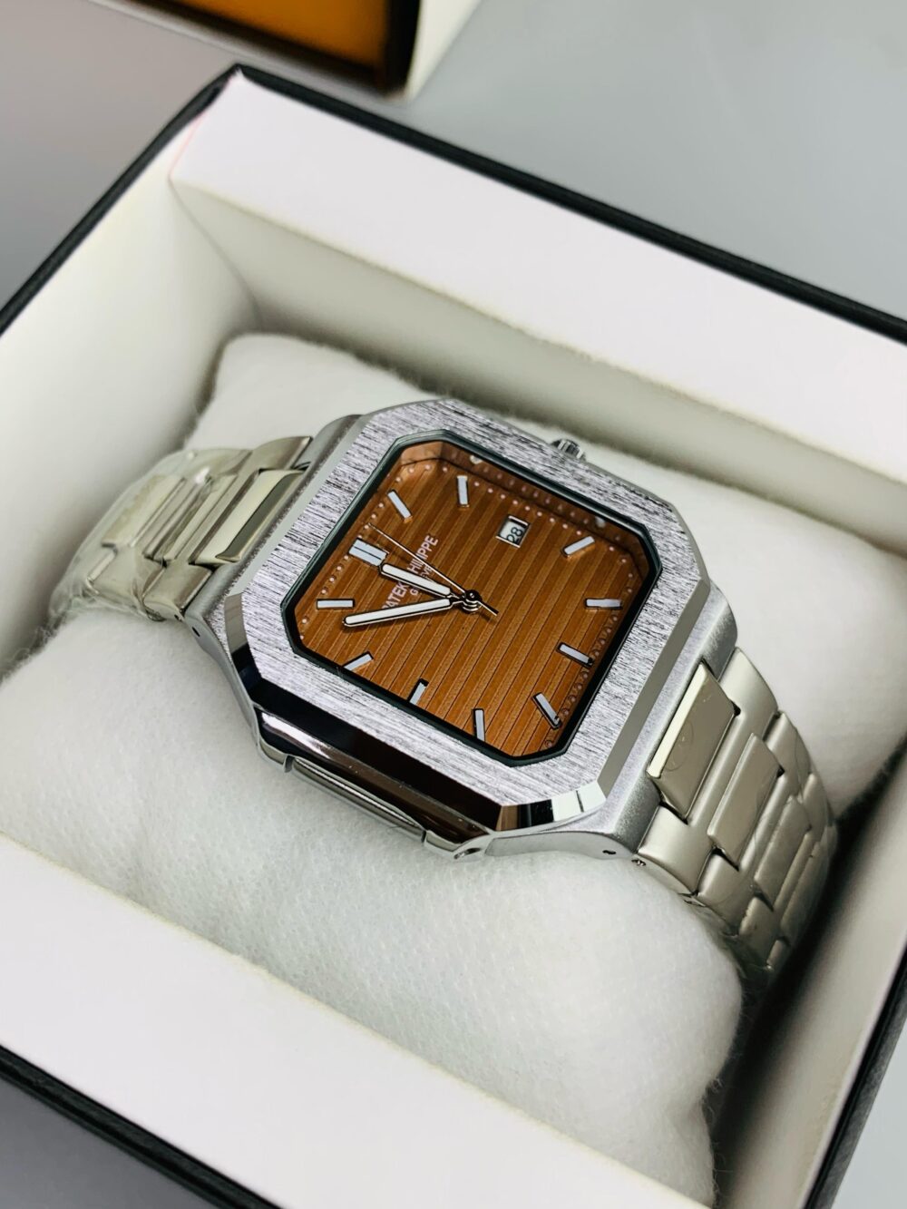 Patek Philippe Cubitus – Brown